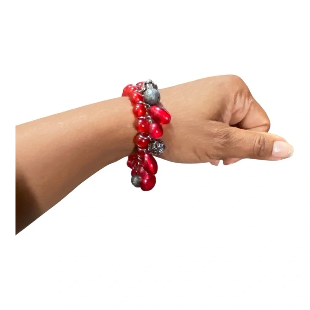 Elegant Red Beaded Bracelet